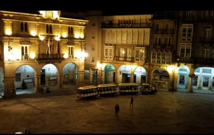 Loft Plaza Mayor Ourense Exterior foto
